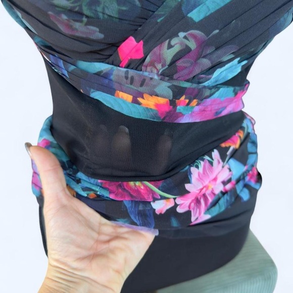 Y2K whimsy goth floral mesh corset top - Picture 2 of 7